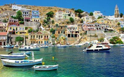 Is it worth investing in real estate in Greece ?